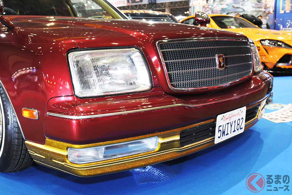 トヨタもびっくりな全長6m超 センチュリーリムジン オプティベースの 軽ニッヒ 白熱する学生カスタムがスゴい くるまのニュース トヨタもびっくりな全長6m超 センチュリーリムジン オプティベースの 軽ニッヒ 白熱する学生カスタムがスゴい くるまのニュース