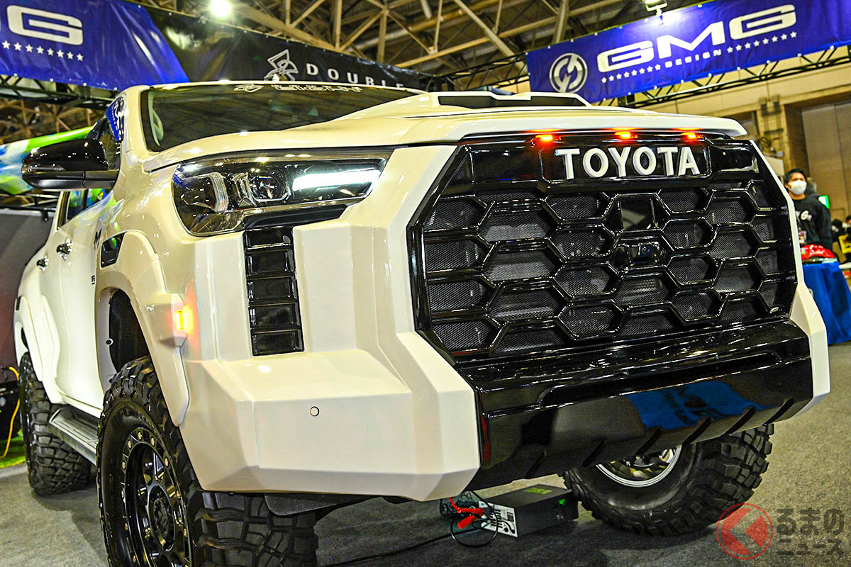 トヨタ「ハイラックス」を“タンドラ顔”に変える「タンドラフェイス」