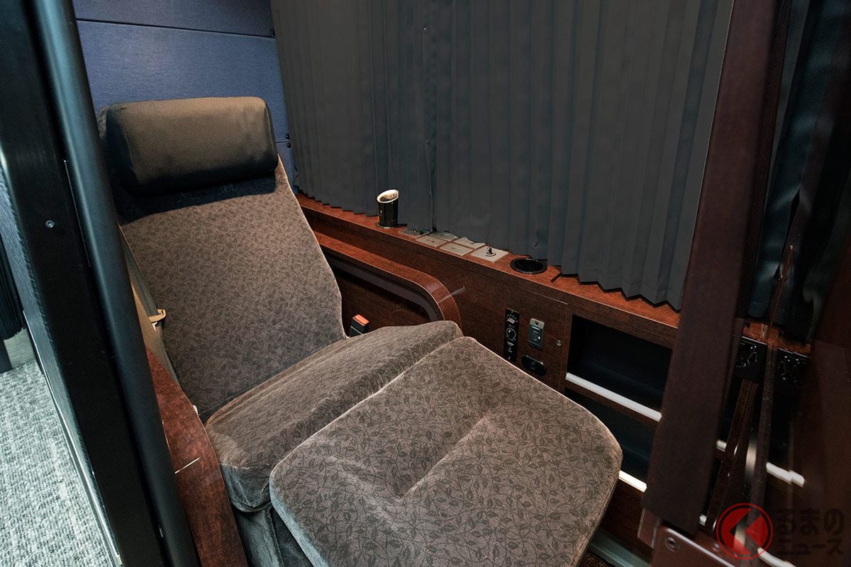 これは快適に移動出来る!? わずか11席しかない超豪華な夜行バス「ドリームスリーパー」(画像提供:関東バス)