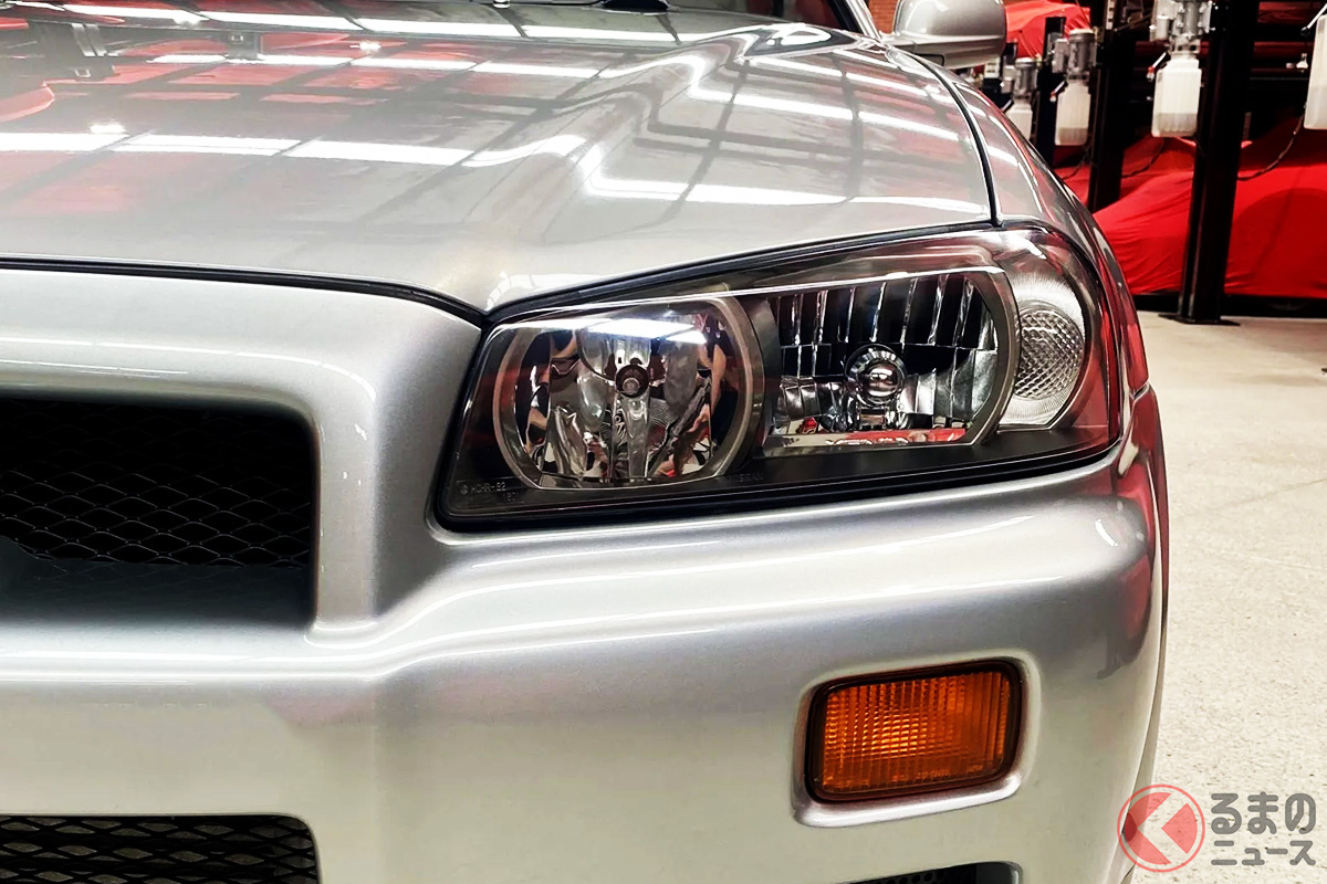 12万キロ走って…内装も使用感ある…。 それでもR34 Vスペックは1500万円の価値があった!(Photo:(c) Bring a Trailer)