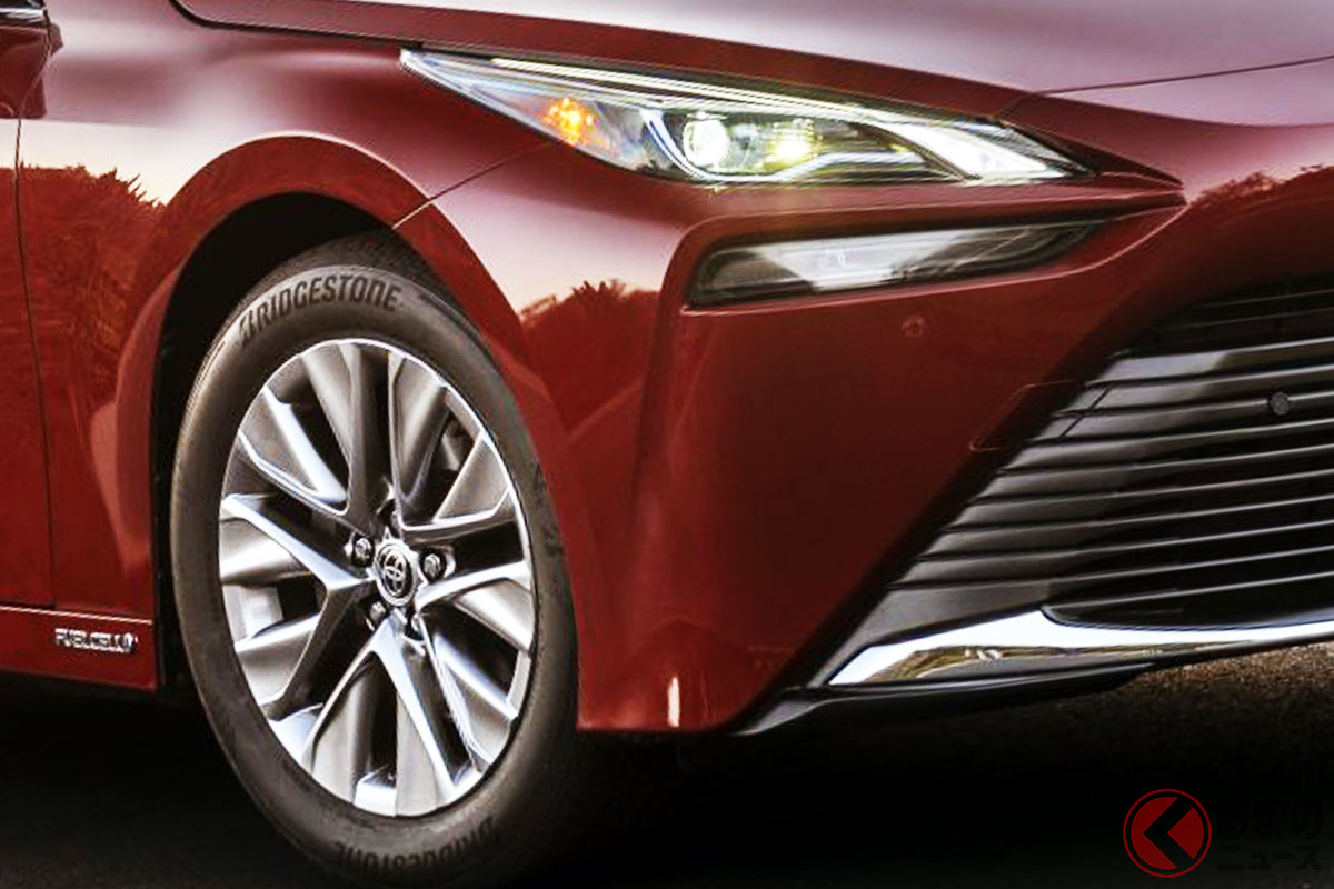 先進運転支援を強化した「新MIRAI」登場