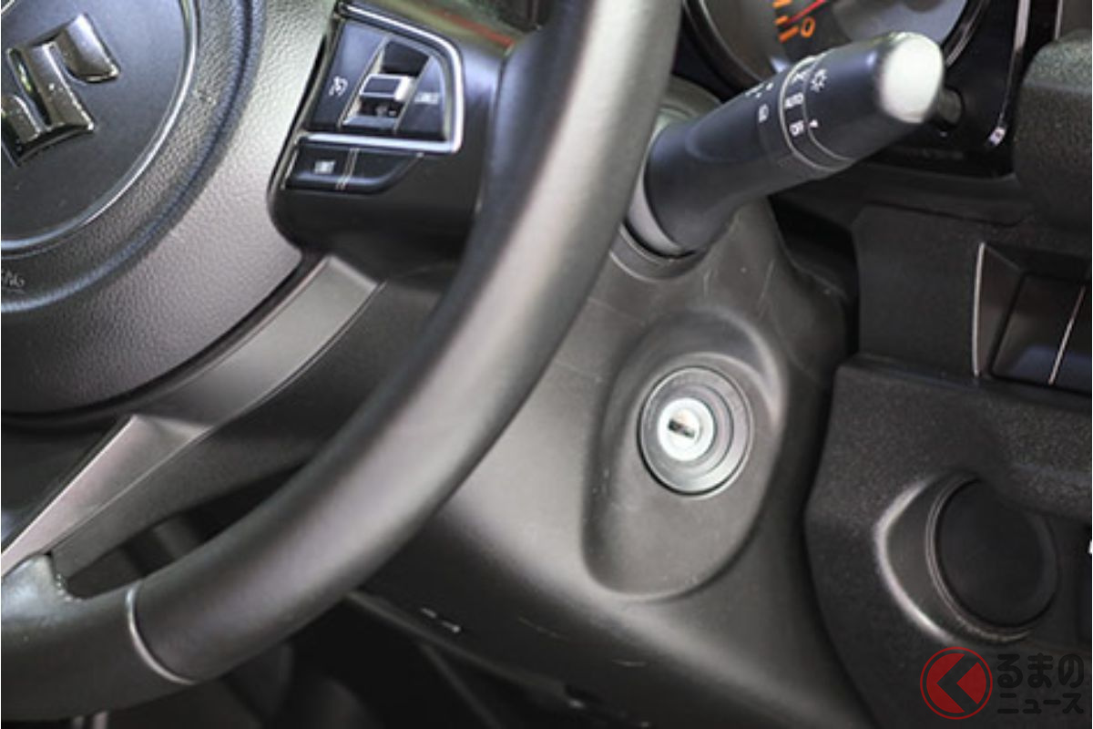 タイのジムニーには「キーレスプッシュスタートシステム」が付いていないという