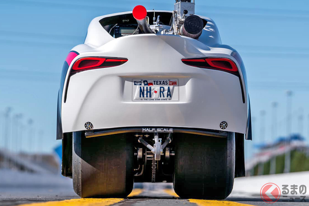 「どうなってるの!?」と思わず目をこすってしまいそう…… ジュニアドラッグスターに参戦可能な「GR スープラ Jr. ロードスター」