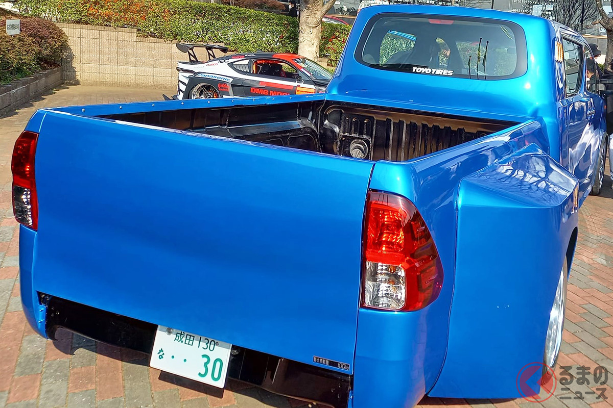 NATSのカスタムカー達がついにナンバーを取得した! 「アルファードスーパーデューリー」は後方からの存在感も凄い(画像:日本自動車大学校公式SNS)