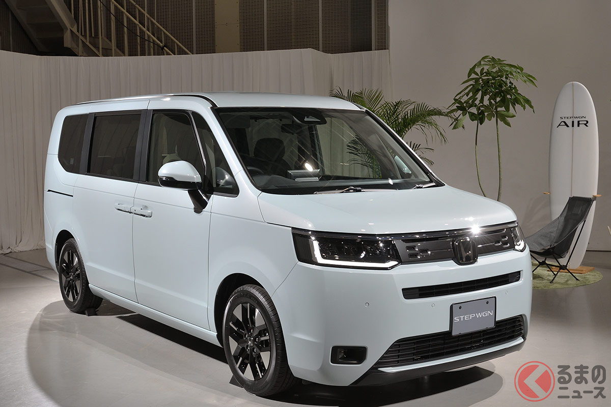 クルマによっては専用色も設定される! ホンダ新型「ステップワゴン エアー」のボディーカラーにはフィヨルドミスト・パールという専用色を設定