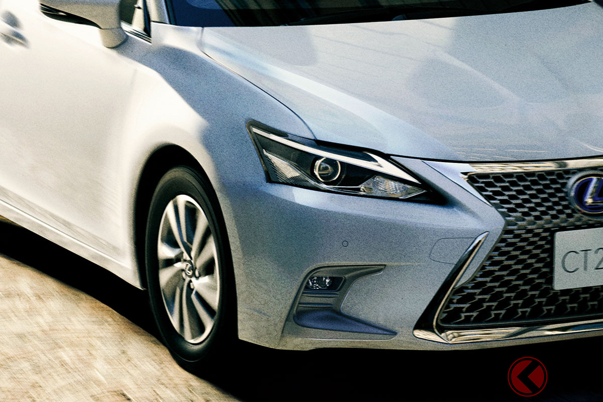 最後のモデルとなる「CT200h チェリッシュド・ツーリング」