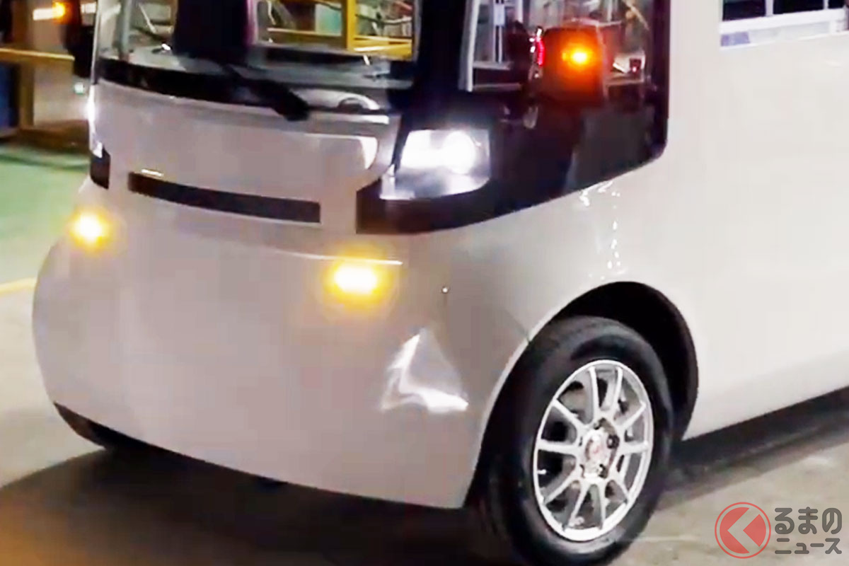 「アセンブルポイント」がフィリピンで納車を開始したEVミニバス「スマートバス」（アセンブルポイントの公式YouTubeより）