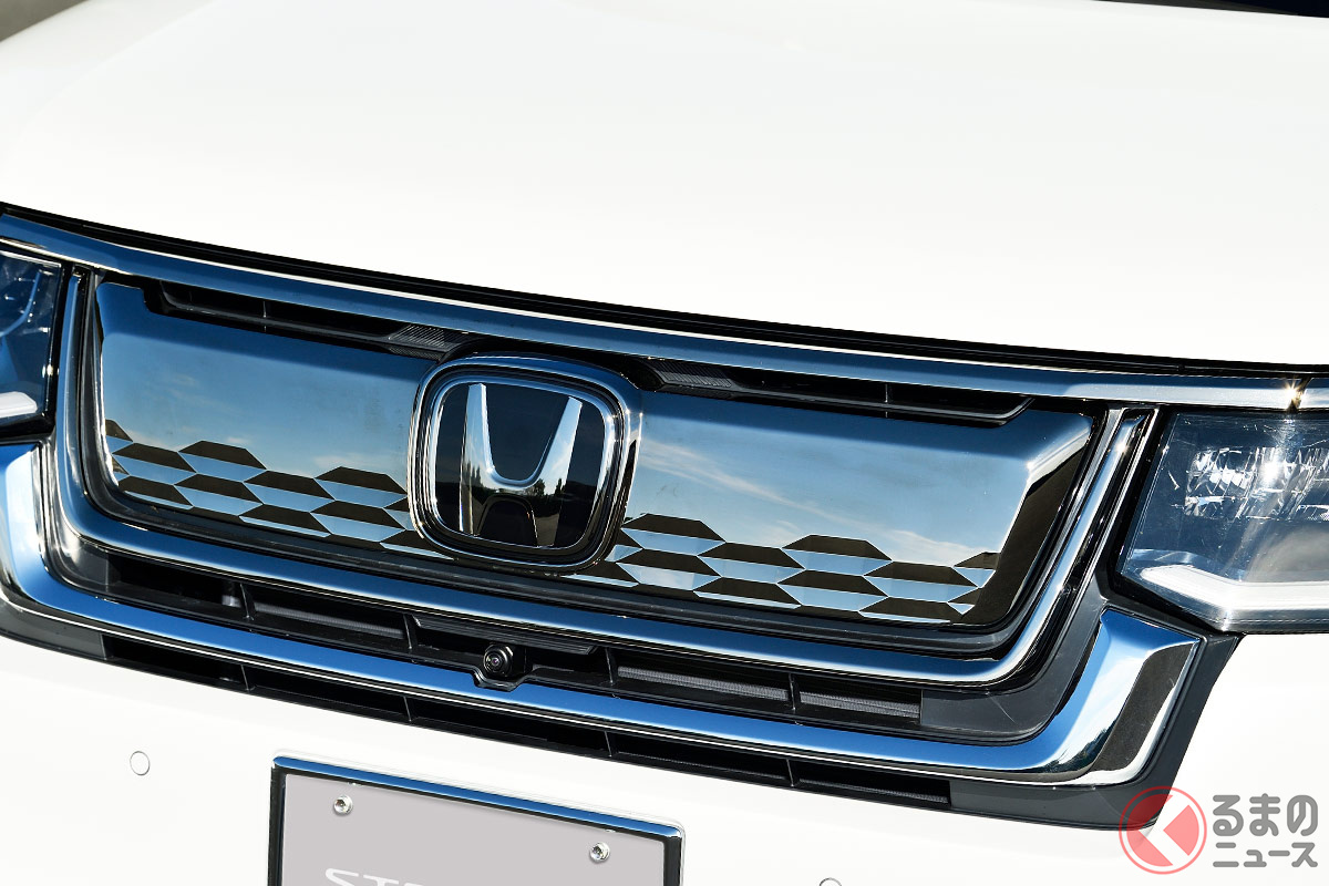 新型「ステップワゴン スパーダ」に設定される純正アクセサリーの「エモーショナルソリッド」