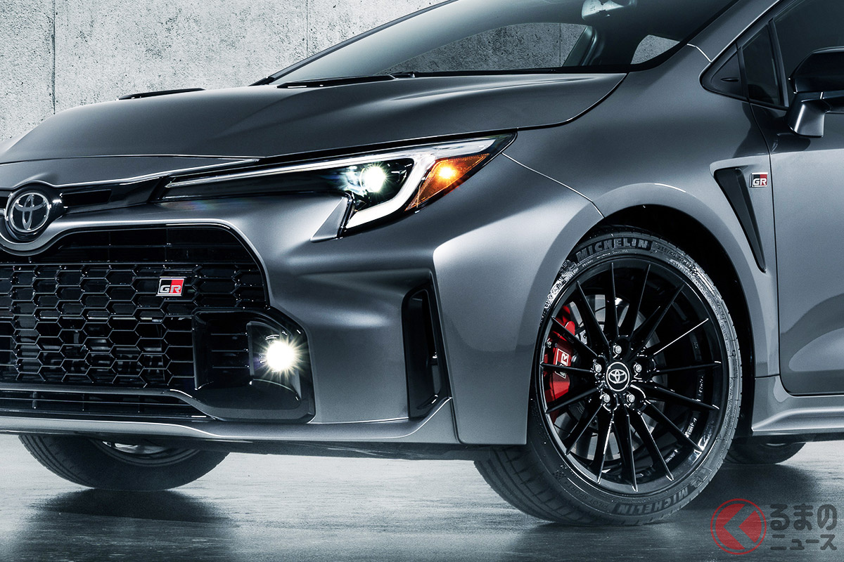 トヨタ新型「GRカローラ(北米仕様/プロトタイプ)」