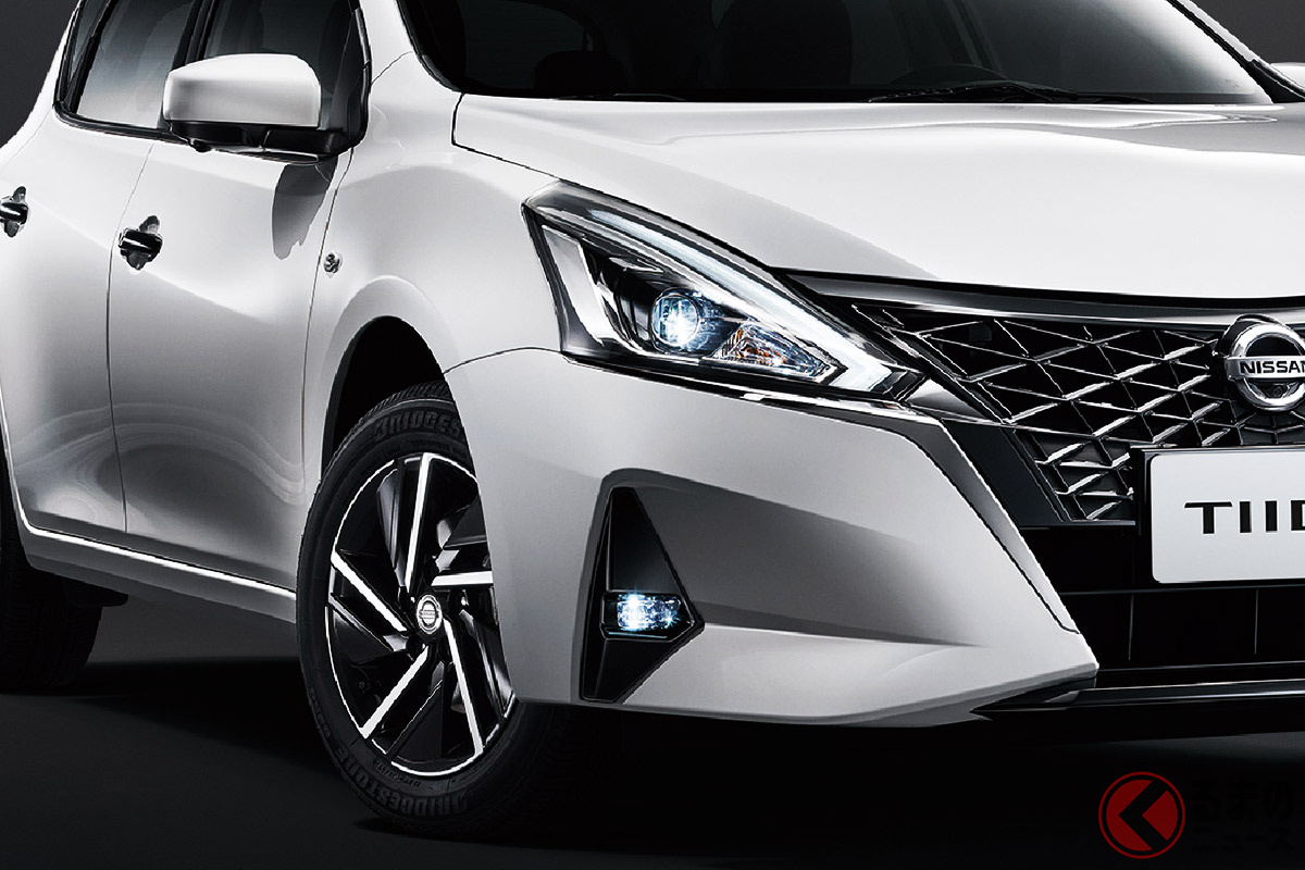 日産「ティーダJ ブラックジャズエディション」