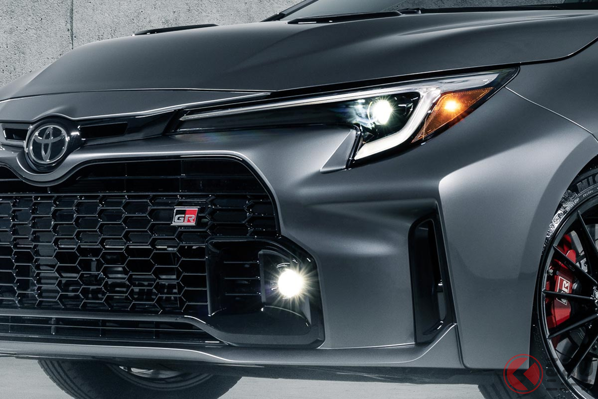 304馬力のハイパフォーマンスエンジンを搭載するトヨタ新型「GRカローラ」