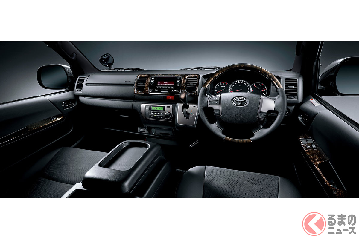 トヨタ ハイエースバン スーパーGL 特別仕様車“ダークプライム II”[写真は2018年8月モデル追加時のモデル／最新モデルとは細部が異なります]