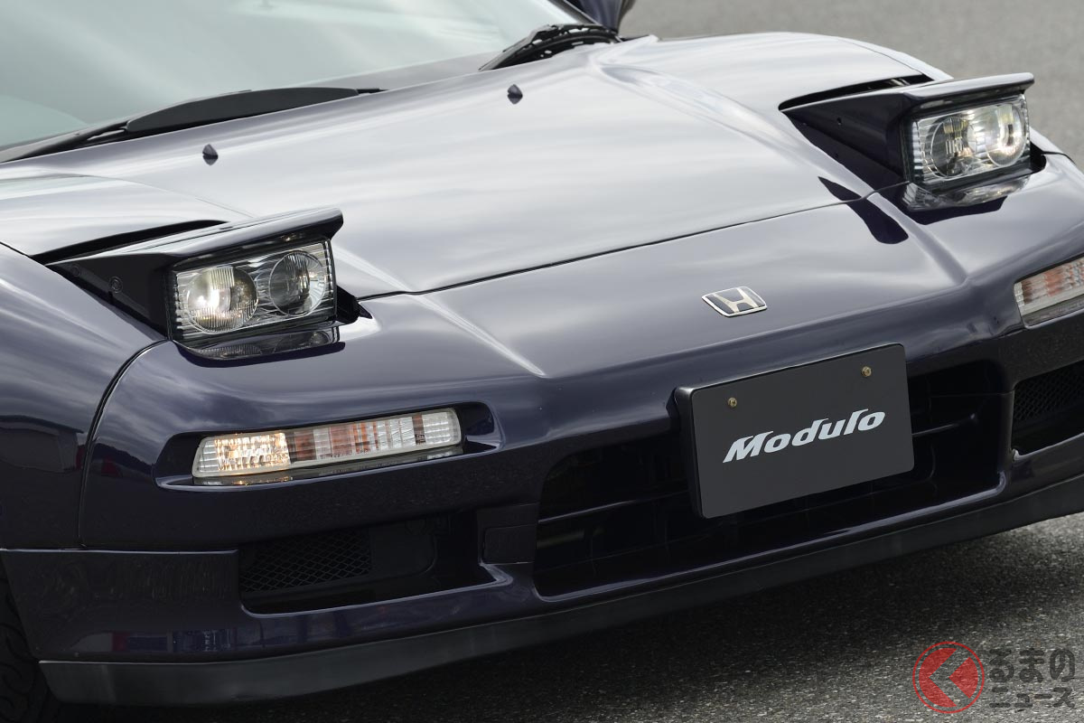 高性能スポーツカーの象徴ともいえるリトラクタブルヘッドライト(ホンダ初代「NSX」)