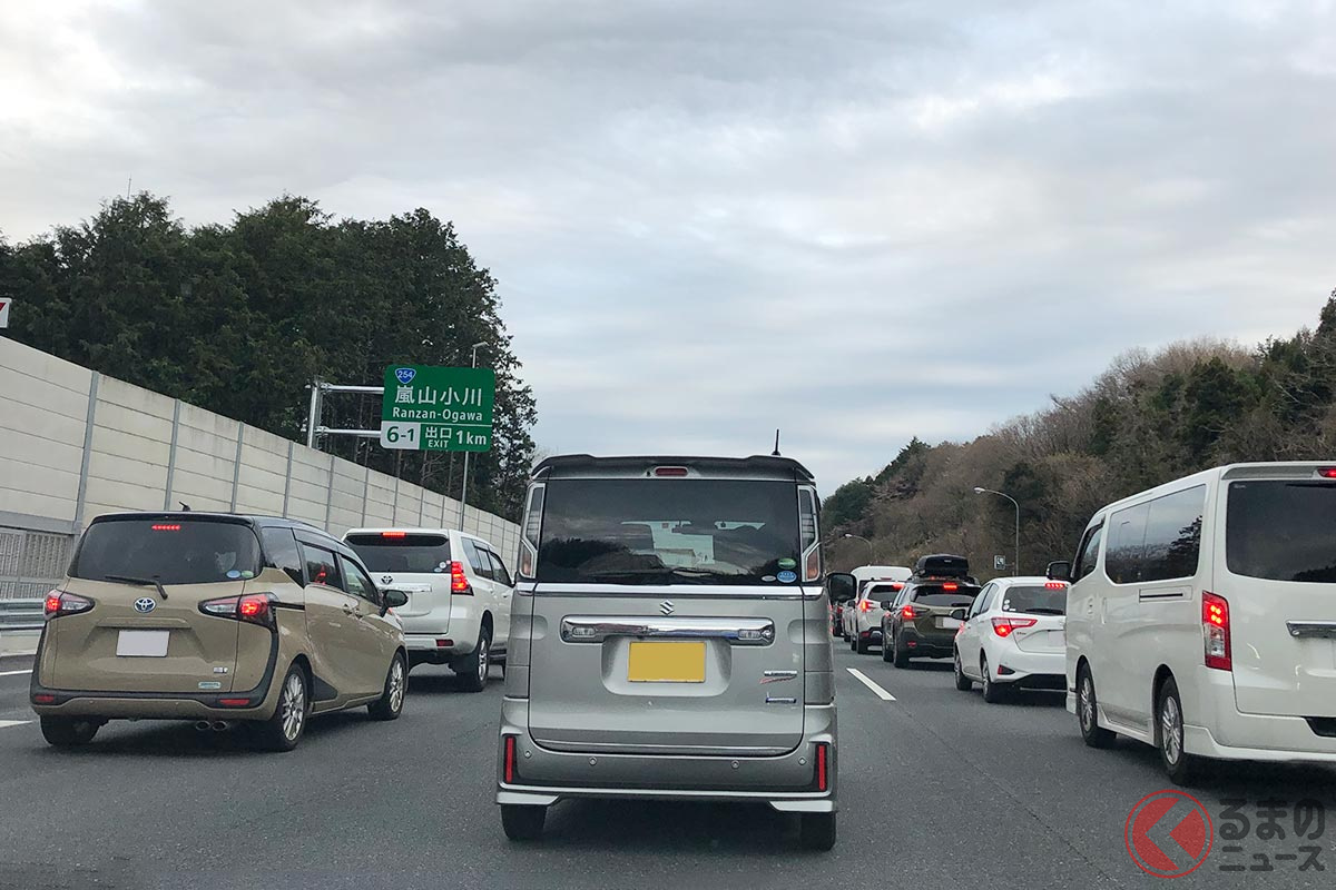 高速道路の渋滞で話題になりやすい「左車線」「真ん中車線」「右車線」のどれが早いか問題…NEXCO中日本の回答は?