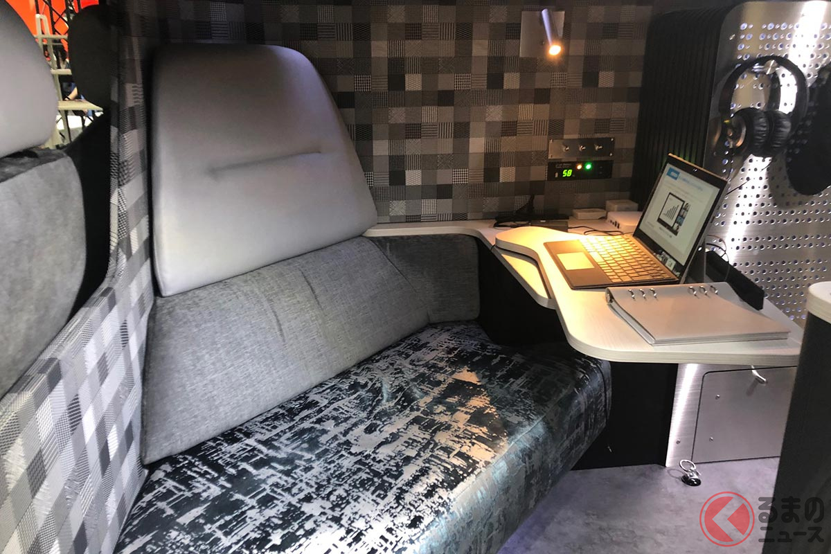 快適なテレワーク空間を完備した日産「MOOW(ムーウ)」