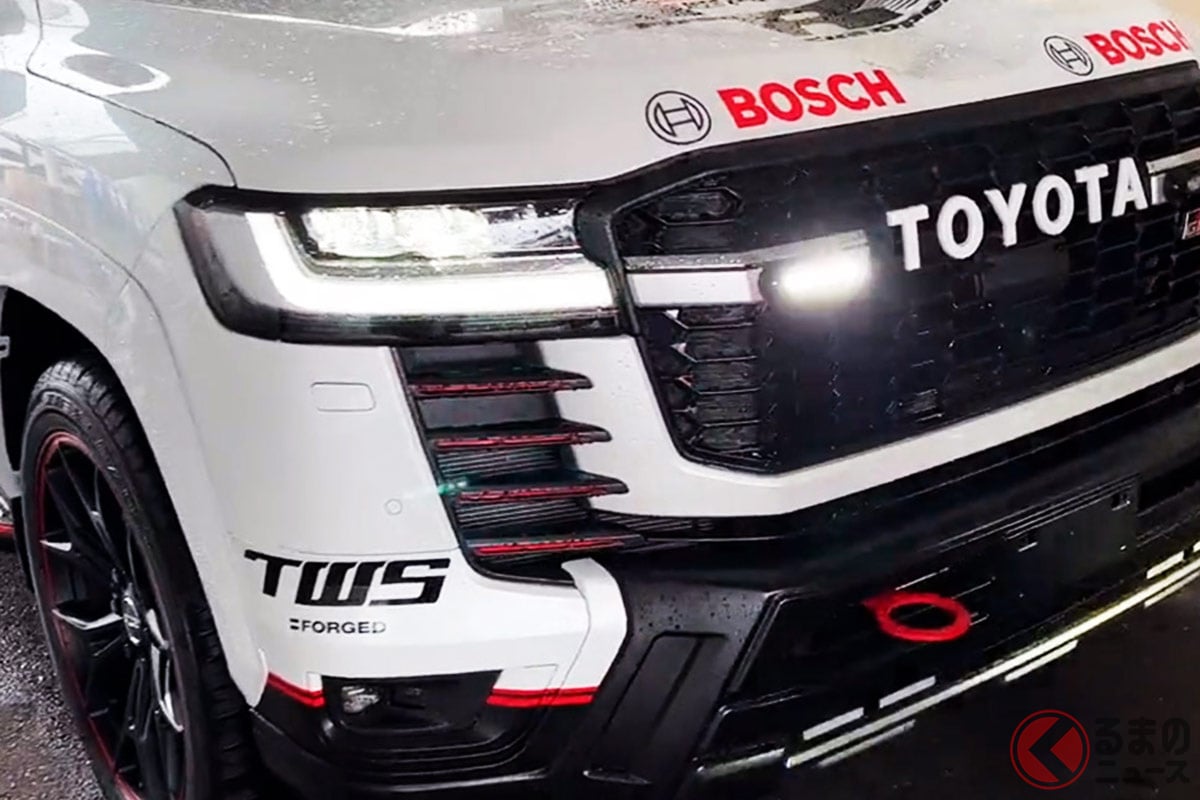 これは激レア！ 2022年シーズンのスーパーGTから投入されるトヨタ「ランドクルーザー GR SPORT」のFRO車両（画像：TOYOTA GAZOO Racing 公式SNS）