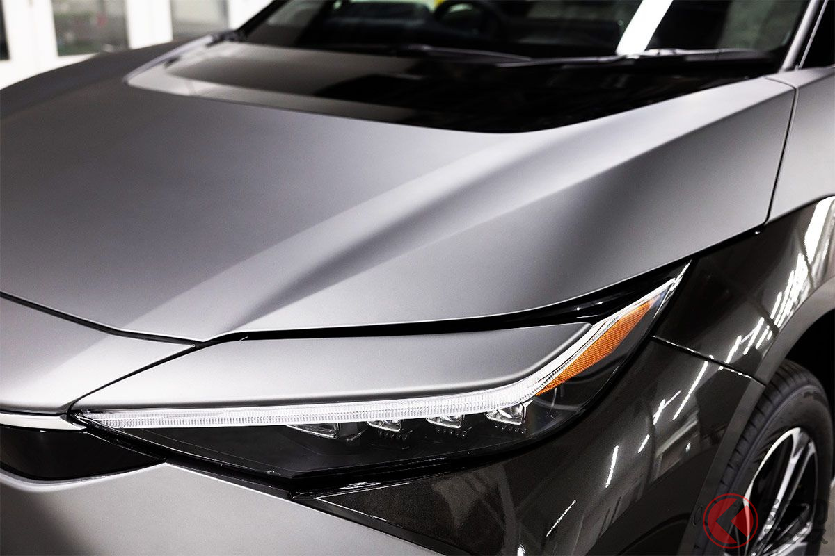 斬新ボディカラーのトヨタ新型 Bz4x 世界初公開 査定気にしない 剥がせる塗装 技術を22年内に市販化へ くるまのニュース 斬新ボディカラーのトヨタ新型 Bz4x 世界初公開 査定気にしない 剥がせる塗装 技術を22年内に市販化へ くるまのニュース