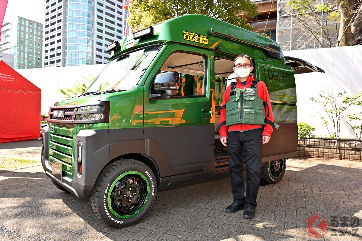 まさかのシートカバーがライフジャケットに早変わり!? 実用性もすごかった!