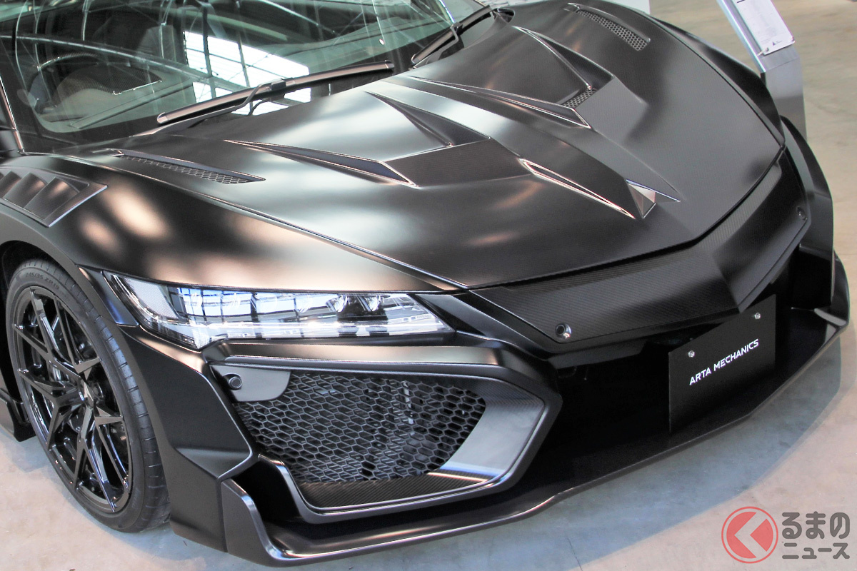 3.5L V6ツインターボエンジンに、前後合計3基の電気モーターを組み合わせ異次元の加速とコーナリング性能を実現するNSXをベースにした「LEGAVELO」