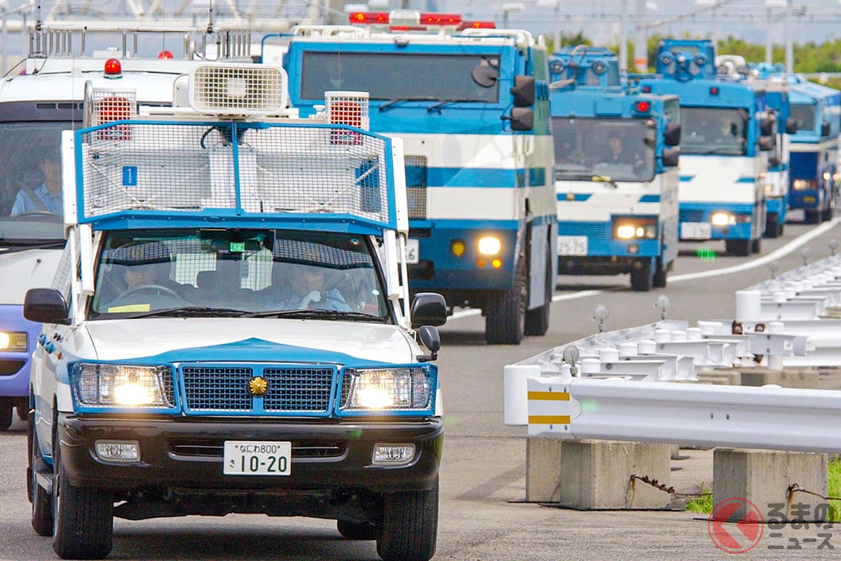 このような警察車両からも交通取締りを受けることはあるのでしょうか?(画像はイメージ)(時事通信フォト)