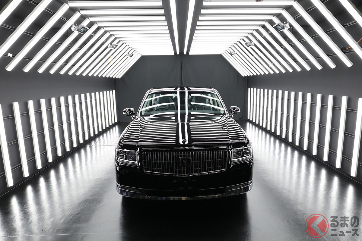 トヨタ「センチュリー」は車体内外装に施された「徹底的に丁寧な仕上がり」で知られるクルマです