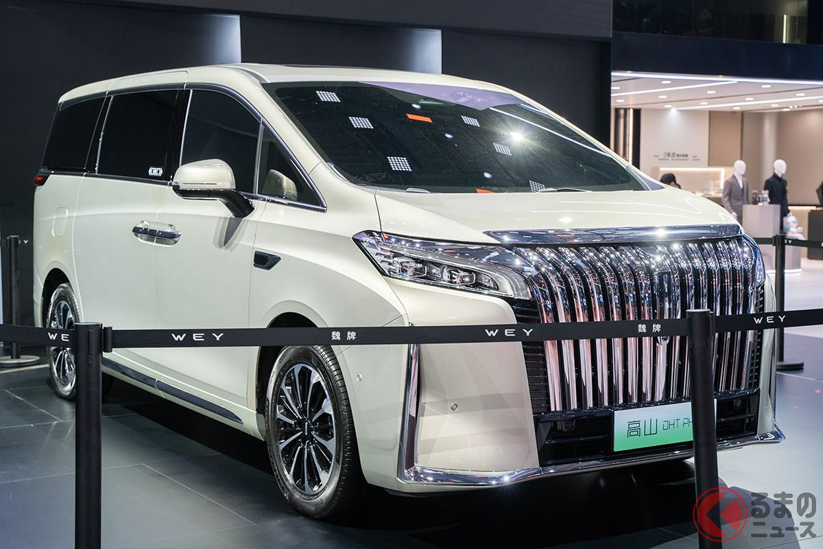 WEYとして初の高級ミニバンとなる「高山」(撮影:加藤博人)