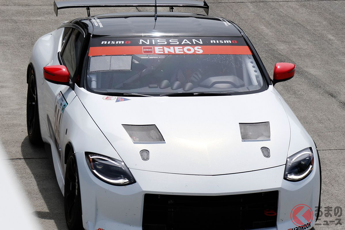 ついに新型「NISSAN Z」のレースカーお披露目！ その速さに驚きを隠せない！
