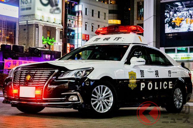 パトカーの中ってどうなってる 警察官に欠かせない多様な 装備 気になる裏側に迫る くるまのニュース パトカーの中ってどうなってる 警察官に欠かせない多様な 装備 気になる裏側に迫る くるまのニュース