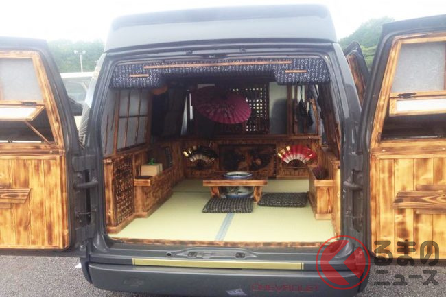 アメ車が 完全和室仕様 に大変身 究極の 和風バン なぜ誕生 シボレー アストロ の改造理由とは くるまのニュース アメ車が 完全和室仕様 に大変身 究極の 和風バン なぜ誕生 シボレー アストロ の改造理由とは くるまのニュース