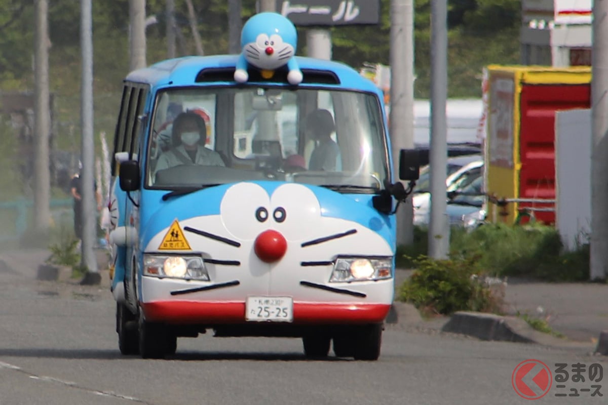 ドラえもん逃げて〜!追いかける驚きの後続車とは? 画像提供:わっかないミィ助(@wish_0620)さん