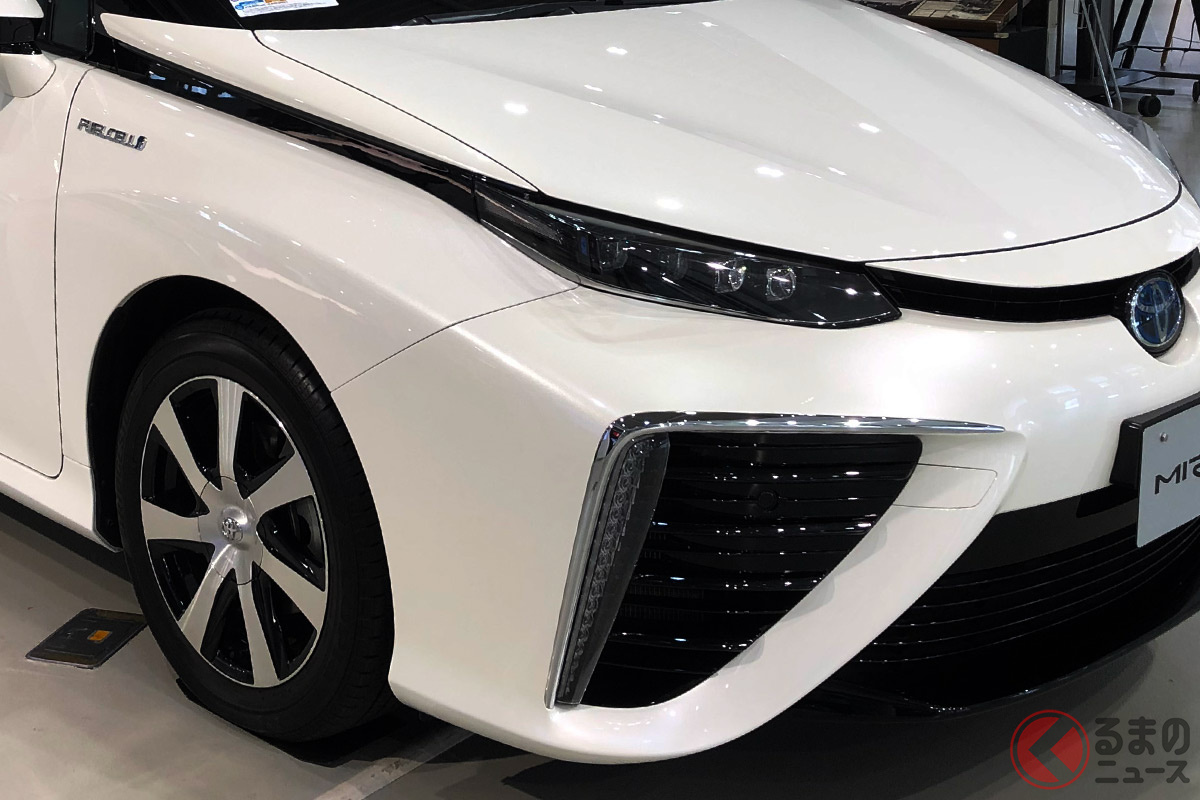 トヨタの燃料電池車「MIRAI」とは?