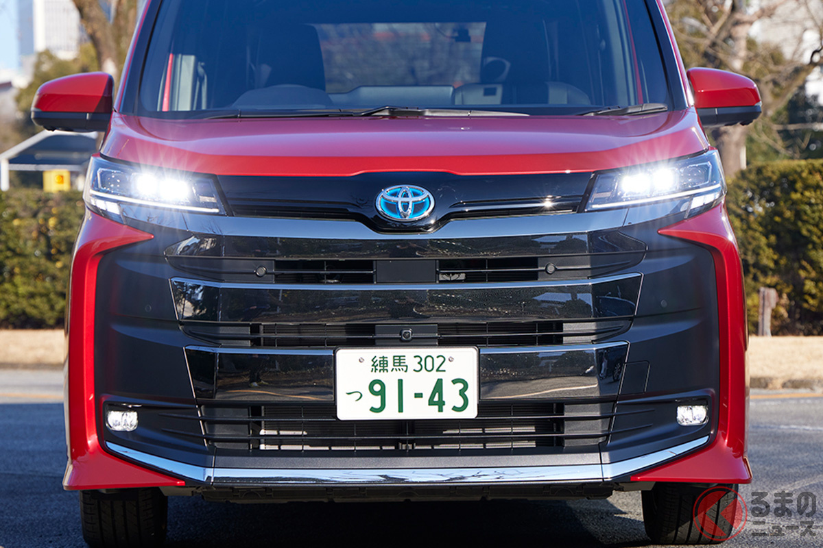 2022年1月にフルモデルチェンジしたトヨタの人気ミニバン「ノア」(写真はエアロタイプの「S-Z」)