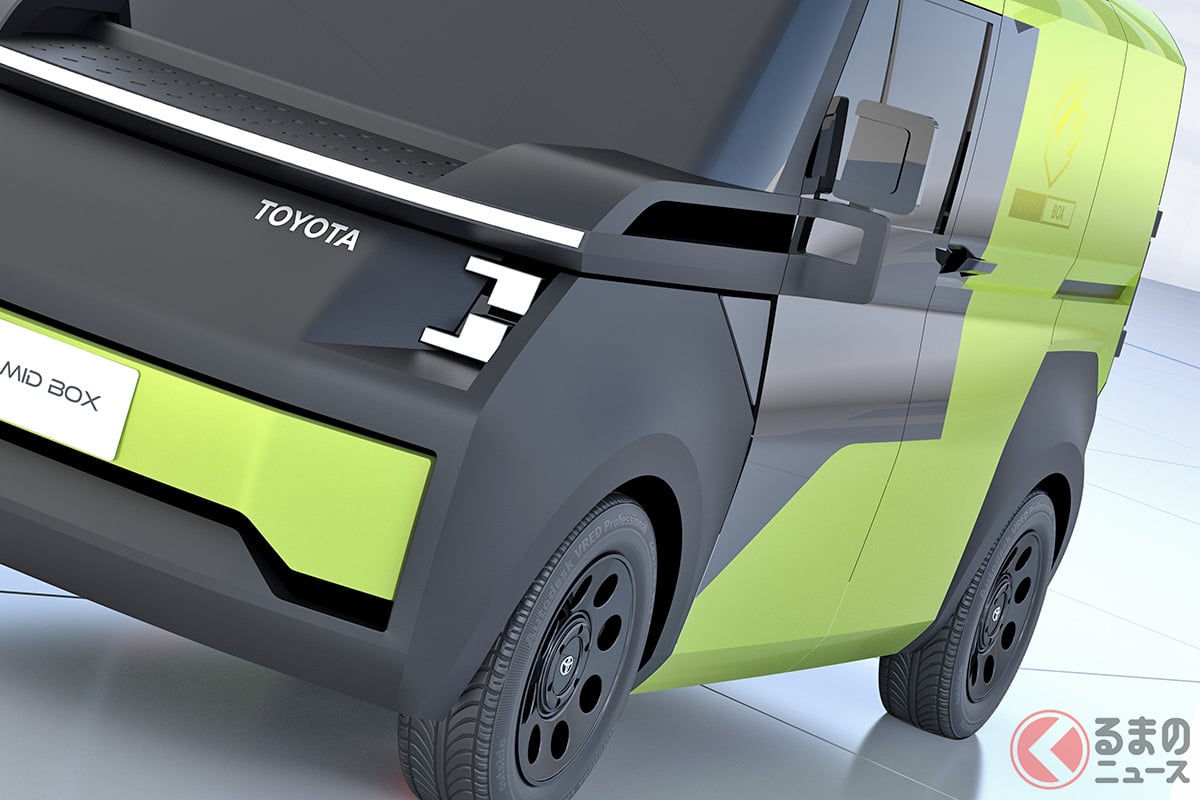 写真はトヨタが2021年12月に発表したバッテリーEV（電気自動車）の商用車コンセプトカー「Mid Box」