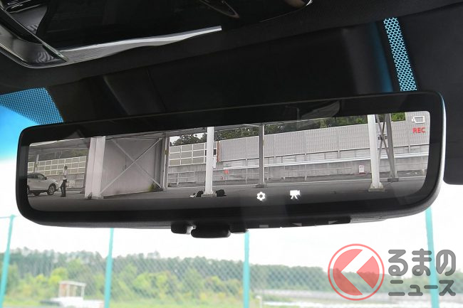 見づらくない バックミラーが画面になった デジタルインナーミラー 使ってわかった と くるまのニュース 見づらくない バックミラーが画面になった デジタルインナーミラー 使ってわかった と くるまのニュース
