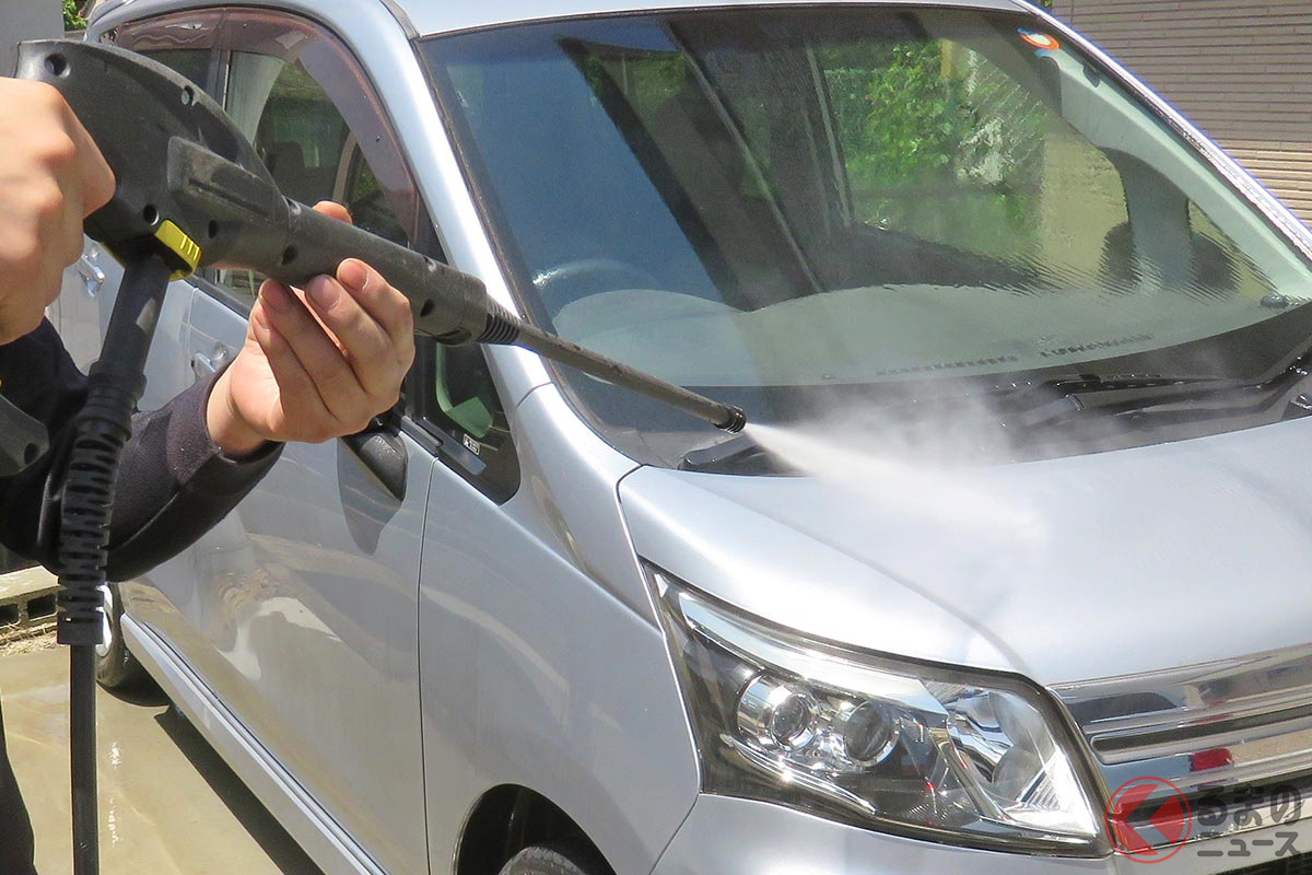 高圧洗浄機による洗車は注意が必要