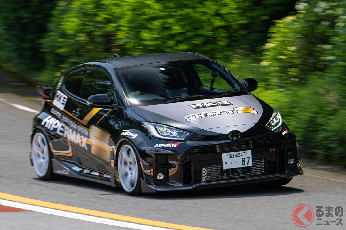HKS「ハイパーマックスS」が装着された「GR ヤリス」