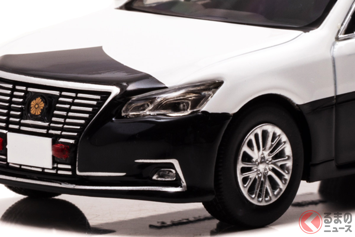 ミニカーブランド「RAI'S」から販売開始される「トヨタ クラウン ロイヤル(GRS210)警察パトロール車両」