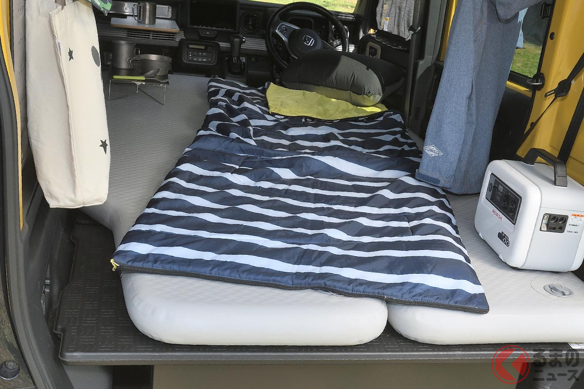 車中泊で最重要なのは足を伸ばして寝られるスペースの確保