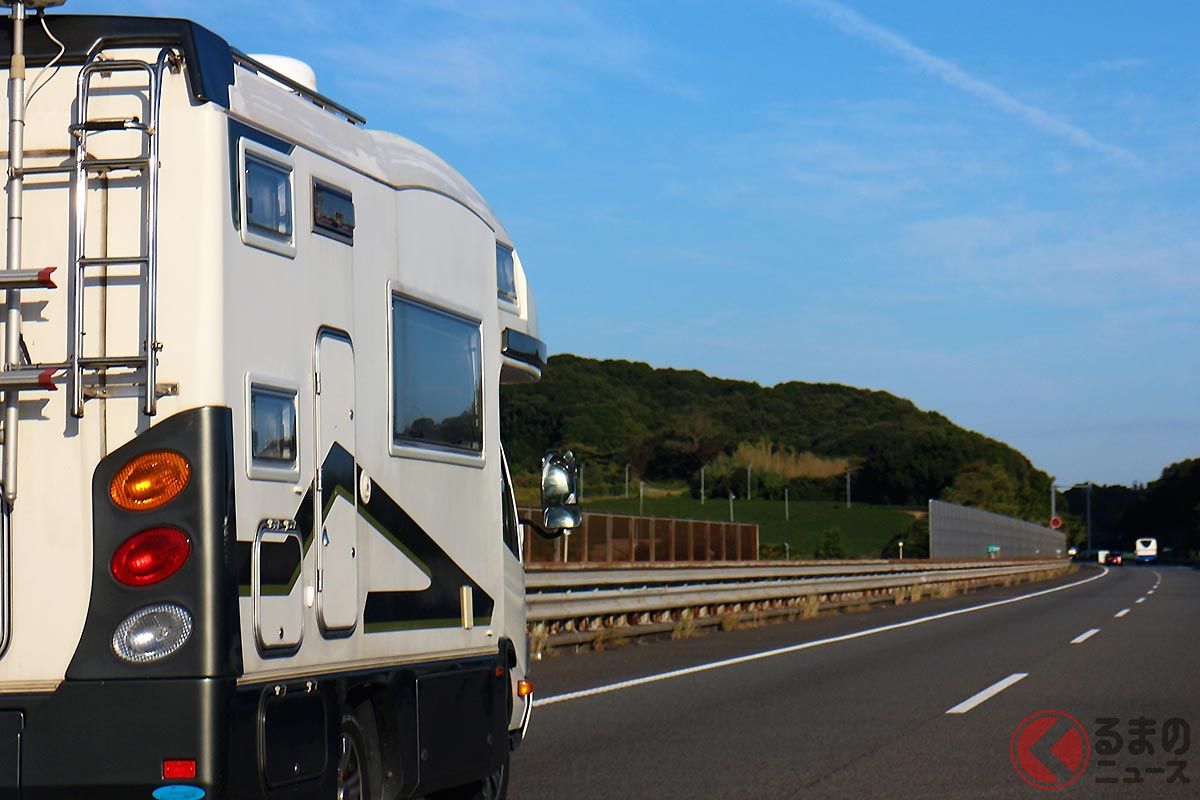 キャンピングカーを運転するときは注意が必要