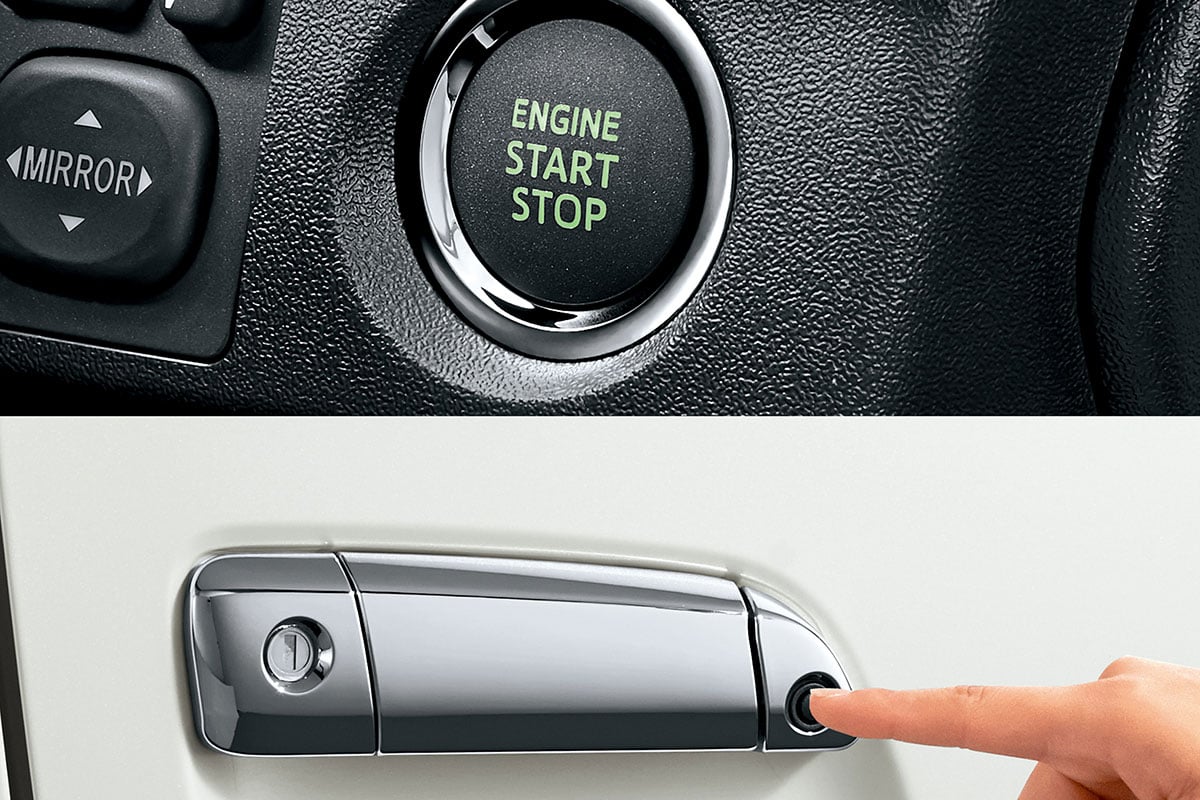 かつてカギ穴（キーシリンダー）に鍵を差して使用していたクルマのキーも、今ではカギの携帯だけで解錠・施錠やエンジンスタート・ストップ可能な「スマートキー」が主流となりました
