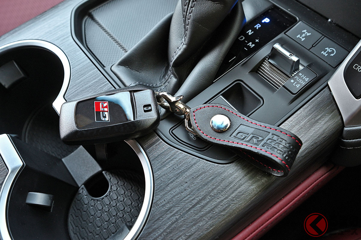 未使用 ランドクルーザー300 ZX スマートキー - 車内アクセサリー 未使用 ランドクルーザー300 ZX スマートキー - 車内アクセサリー