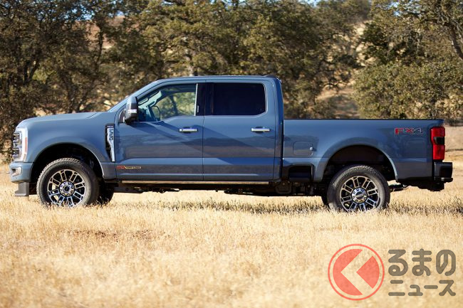 全長6m超えも! 「ゴリマッチョ」すぎる超巨大な「新型車」登場! 「ハイテク機能」満載で運用ラクラクなフォード「スーパーデューティー」米で発表