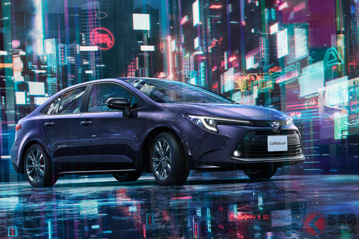 2022年10月3日に一部改良を実施したトヨタ「カローラ」のハイブリッドモデルは、いまやプリウス並みの超低燃費「30.2km/L」をマークしています