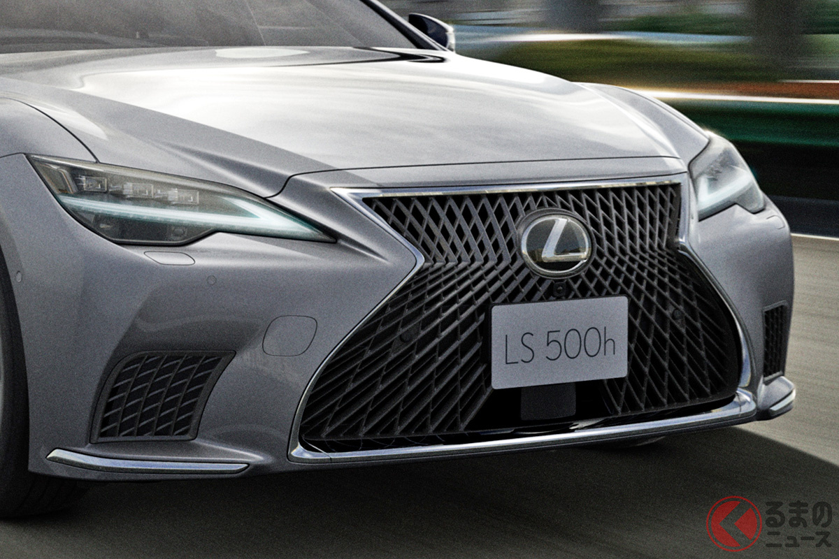 レクサスの販売人気がSUV「RX」や「NX」などに集まるなかでも、一部改良を発表したフラッグシップセダン「LS」に対する期待の声は少なくない!