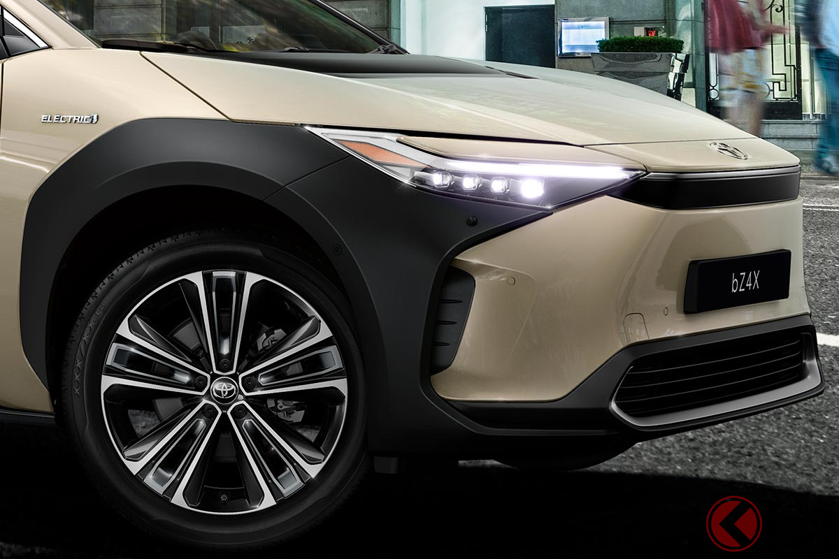 タクシーになったトヨタ新型「bZ4X」