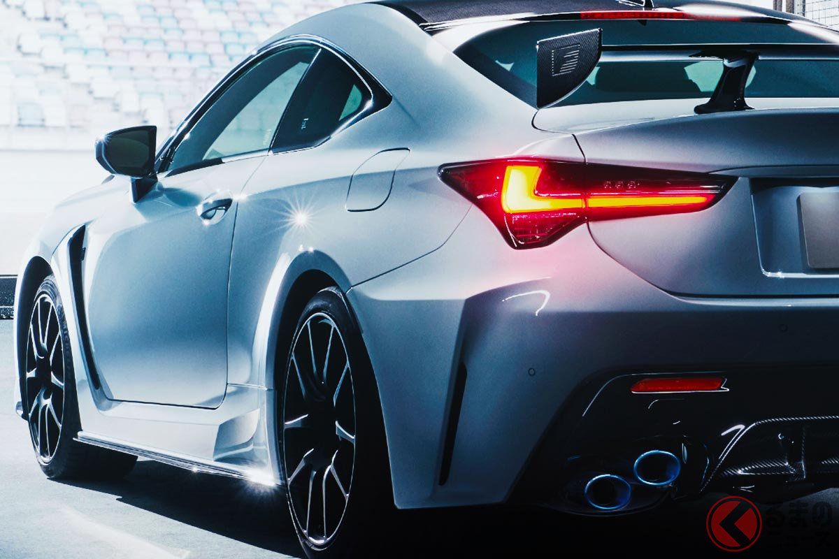 レクサス新型「RC F パフォーマンスパッケージ」の特別仕様車