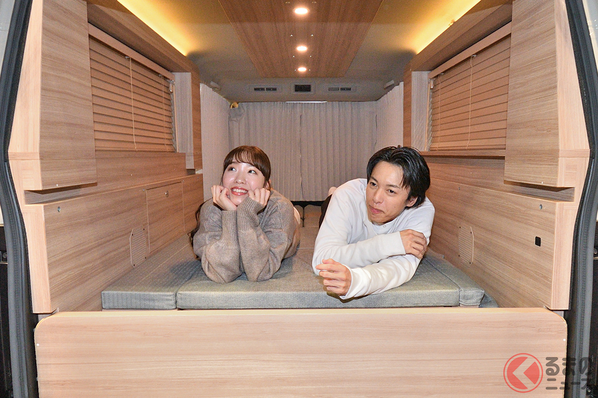 カップルで楽しく「バンライフ」が楽しめそう!