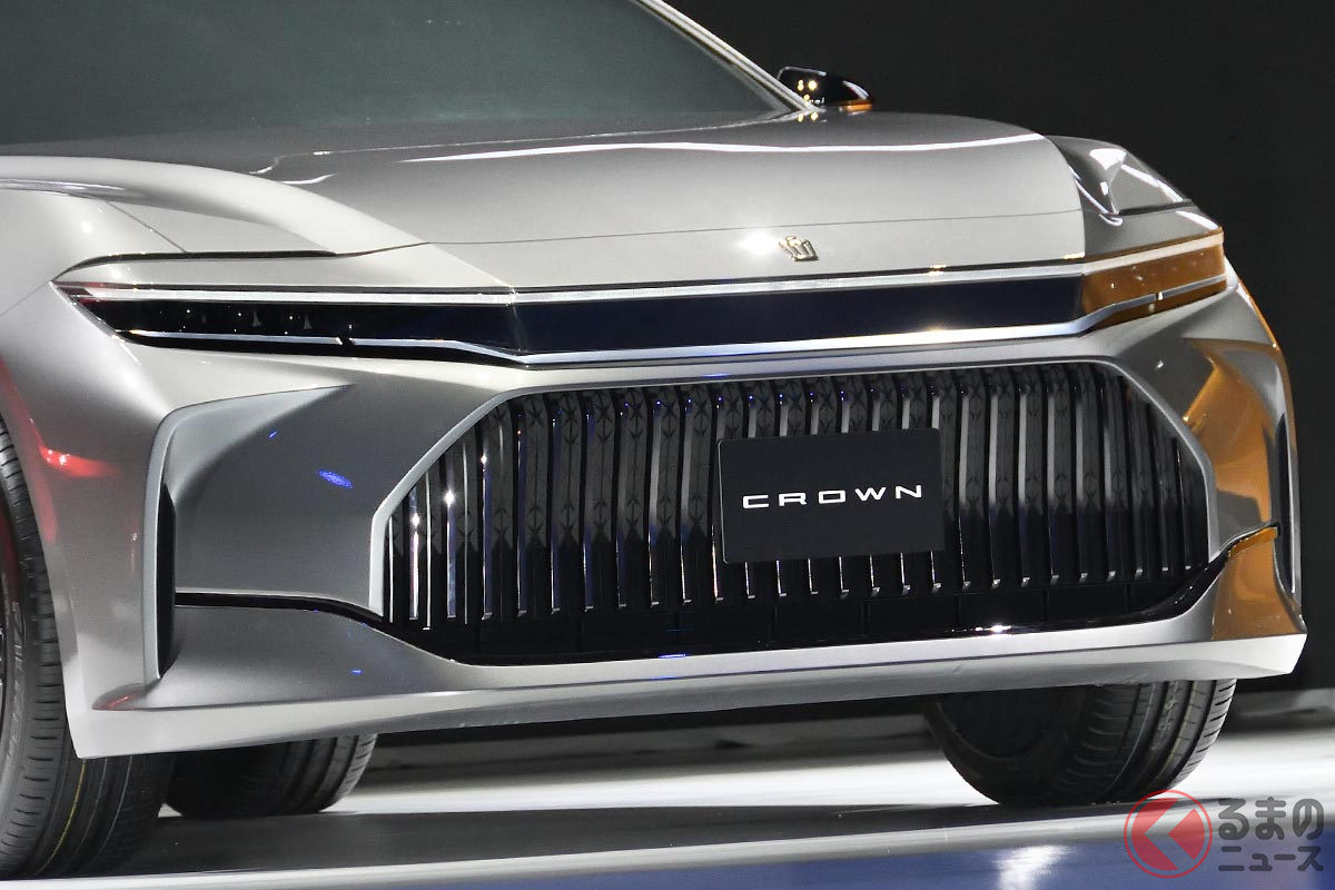 2022年7月に世界初公開されたトヨタ新型「クラウンセダン」