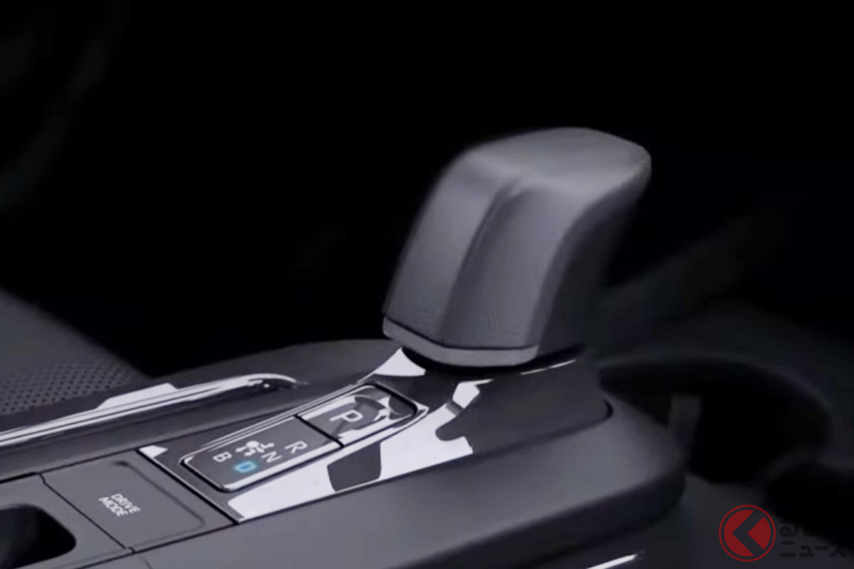 トヨタ 5代目新型「プリウス」のシフト部はどうなった!?