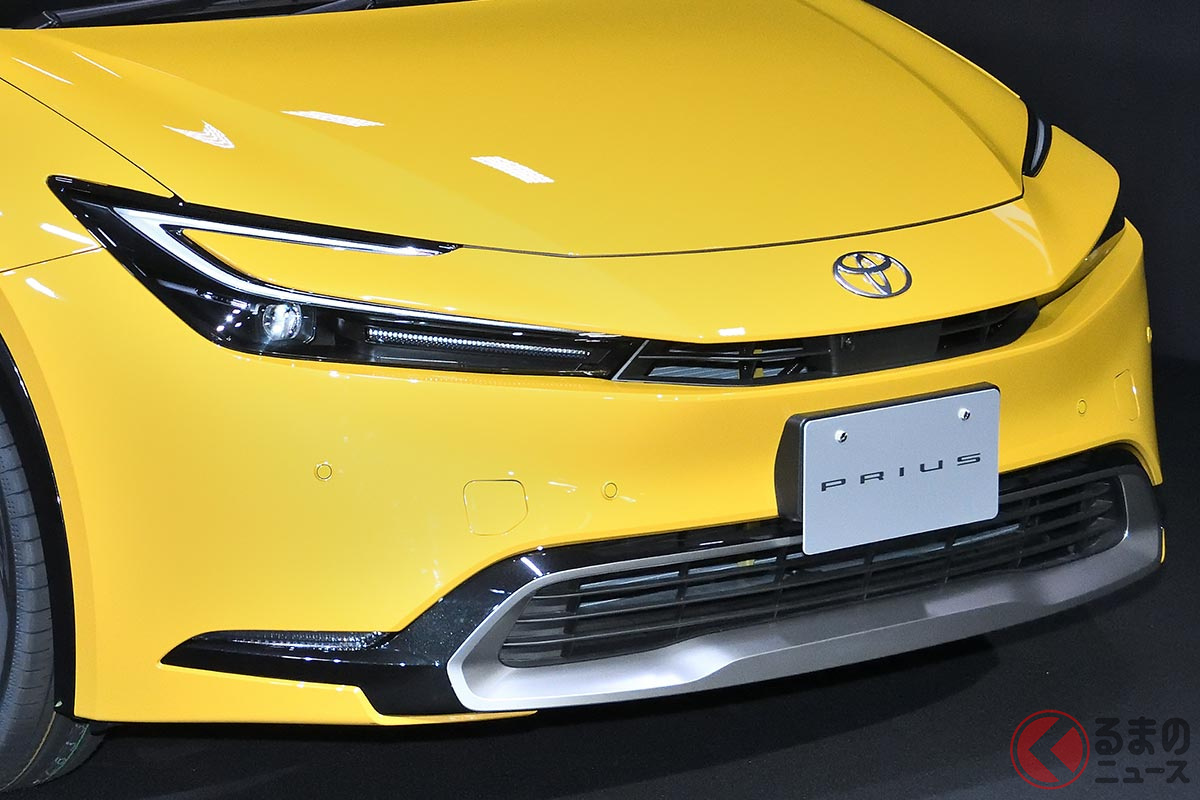 スタイリッシュに進化した新型「プリウス」